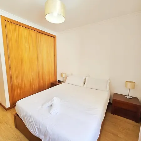 Apartment Ribeiro Real By Rentallido